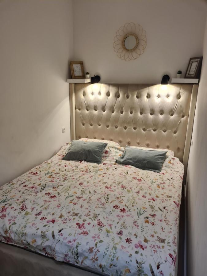 Apartman Id Alsómiholjác Kültér fotó