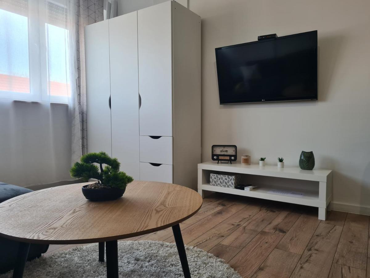 Apartman Id Alsómiholjác Kültér fotó